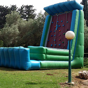 מתנפח קיר טיפוס