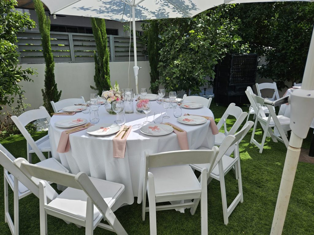 חבילת ריהוט מורחבת לאירועים