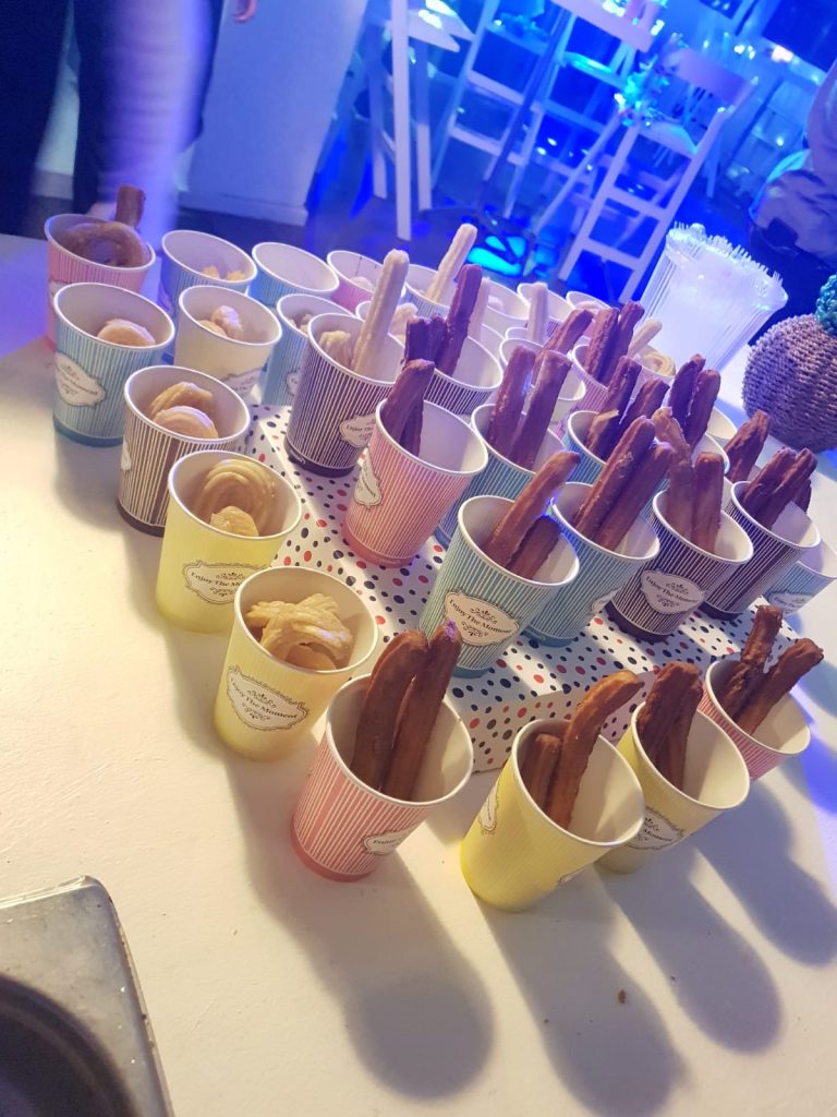 דוכן צ’ורוס לאירועים