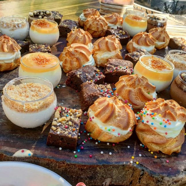 דוכני קינוחים חלבי / פרווה