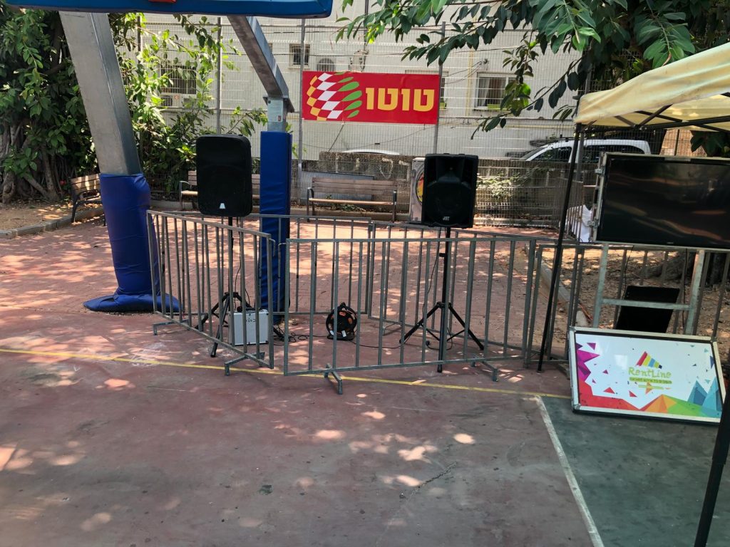 השכרת מחסומים לאירועים