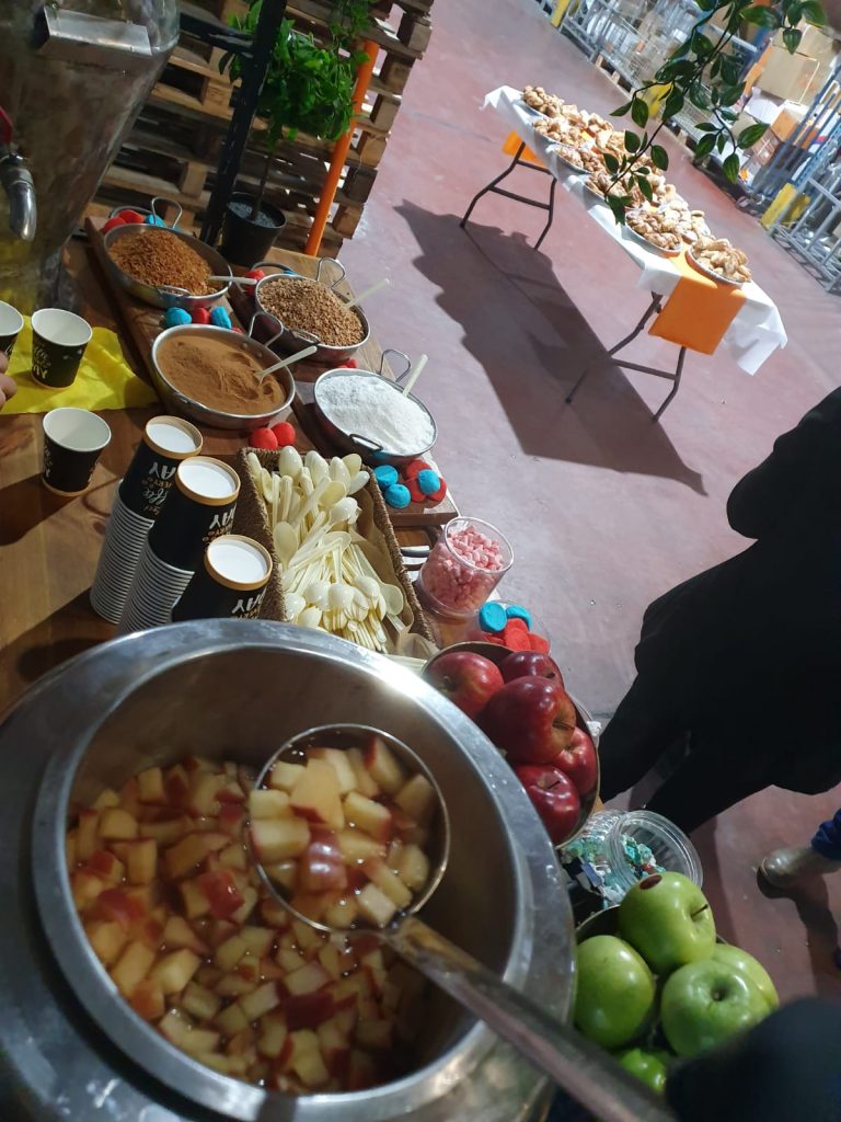 דוכן סיידר תפוחים חם