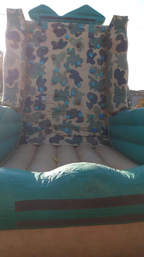 קיר טיפוס גובה 6 מטר