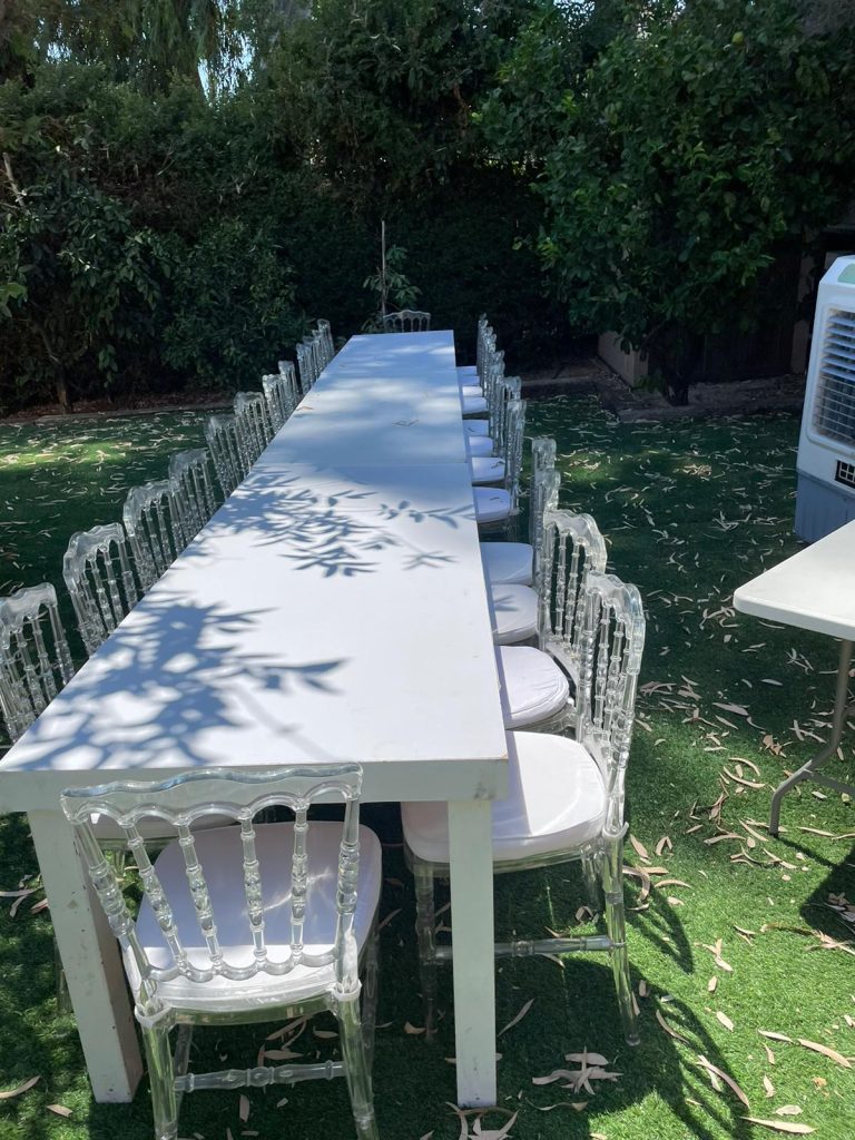 השכרת שולחן מזנון