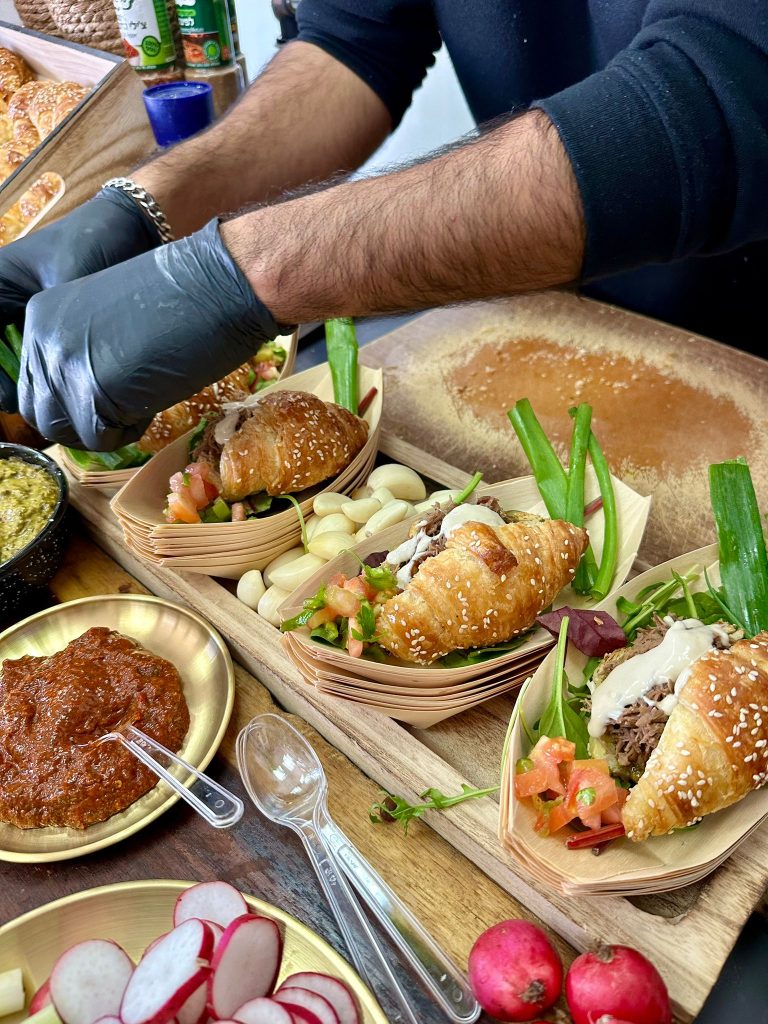 דוכן קרואסון אסאדו